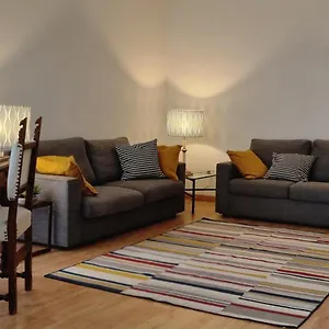  Apartamento Joivy Contemporary 1-bed Near Duomo Di Italia
