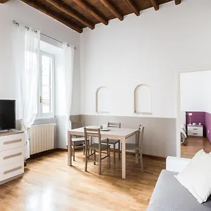 Appartement A World Aparts - 105 Pellegrino, Rome